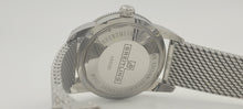 Load image into Gallery viewer, Breitling Superocean Heritage B20 Automatic 46