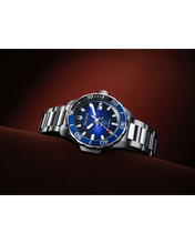 Load image into Gallery viewer, BULOVA Marine Star 98B466 Automatic
